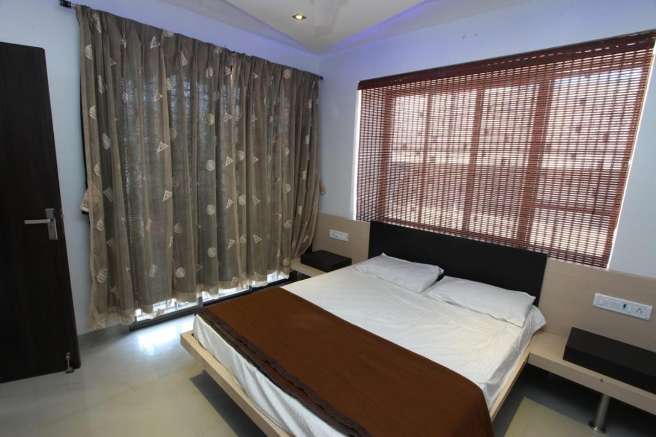 3Bhk Villa 로나발라 외부 사진